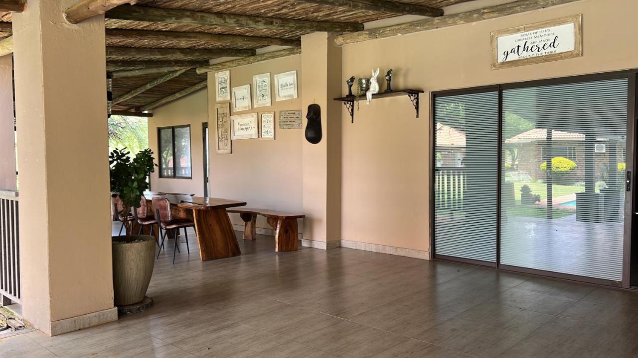 Thabazimbi Country Lodge Bagian luar foto
