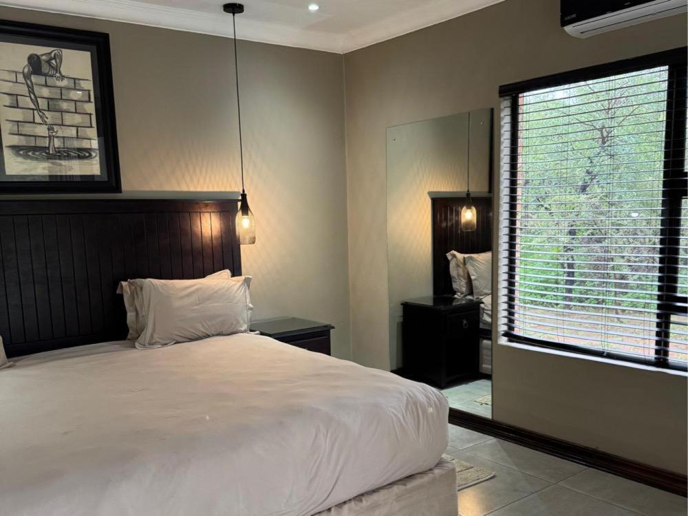 Thabazimbi Country Lodge Bagian luar foto